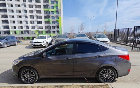 Hyundai Solaris II рестайлинг, 2015 год, 1 199 000 рублей, 1 фотография