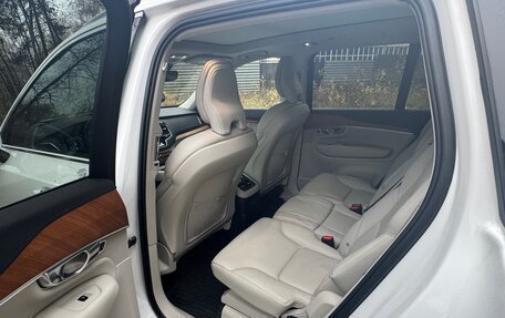 Volvo XC90 II рестайлинг, 2022 год, 5 900 000 рублей, 10 фотография