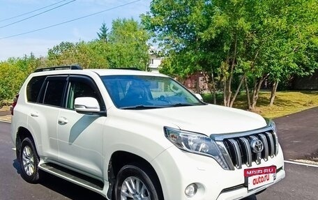 Toyota Land Cruiser Prado 150 рестайлинг 2, 2016 год, 3 850 000 рублей, 2 фотография
