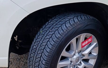 Toyota Land Cruiser Prado 150 рестайлинг 2, 2016 год, 3 850 000 рублей, 11 фотография