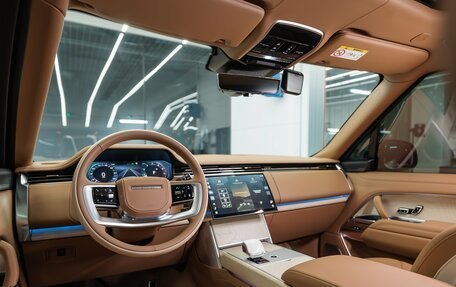 Land Rover Range Rover IV рестайлинг, 2024 год, 31 500 000 рублей, 14 фотография