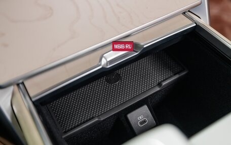 Land Rover Range Rover IV рестайлинг, 2024 год, 31 500 000 рублей, 19 фотография