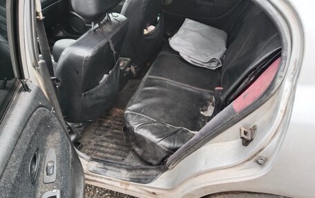 Mitsubishi Carisma I, 2000 год, 280 000 рублей, 6 фотография