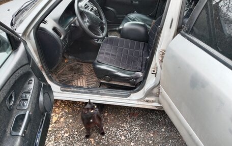 Mitsubishi Carisma I, 2000 год, 280 000 рублей, 9 фотография
