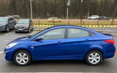 Hyundai Solaris II рестайлинг, 2013 год, 870 000 рублей, 4 фотография