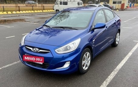 Hyundai Solaris II рестайлинг, 2013 год, 870 000 рублей, 9 фотография
