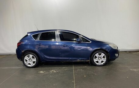 Opel Astra J, 2011 год, 615 000 рублей, 7 фотография