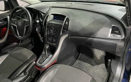 Opel Astra J, 2011 год, 615 000 рублей, 9 фотография