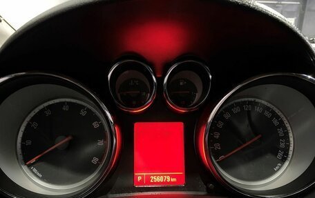Opel Astra J, 2011 год, 615 000 рублей, 12 фотография
