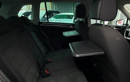 Volkswagen Tiguan II, 2019 год, 4 207 500 рублей, 9 фотография