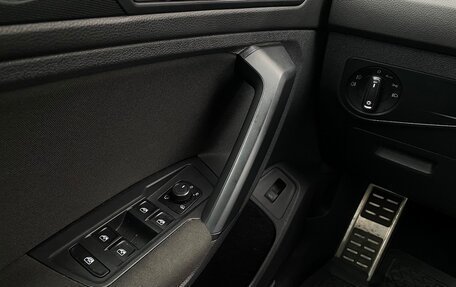 Volkswagen Tiguan II, 2019 год, 4 207 500 рублей, 19 фотография