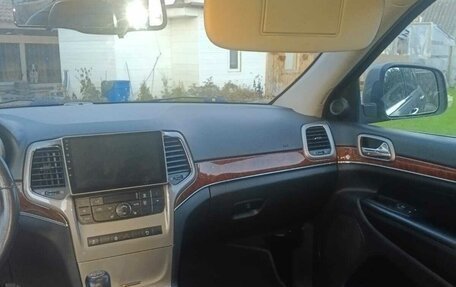 Jeep Grand Cherokee, 2012 год, 1 600 000 рублей, 17 фотография