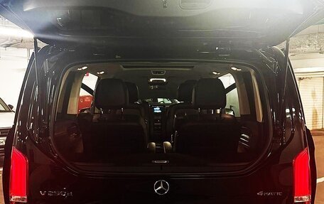 Mercedes-Benz V-Класс, 2018 год, 4 500 000 рублей, 5 фотография
