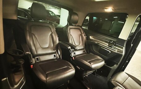 Mercedes-Benz V-Класс, 2018 год, 4 500 000 рублей, 15 фотография