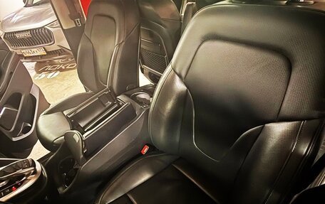 Mercedes-Benz V-Класс, 2018 год, 4 500 000 рублей, 17 фотография