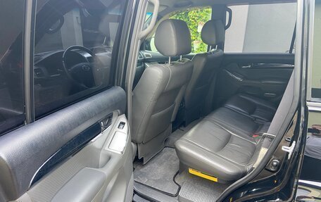 Toyota Land Cruiser Prado 120 рестайлинг, 2008 год, 2 850 000 рублей, 7 фотография