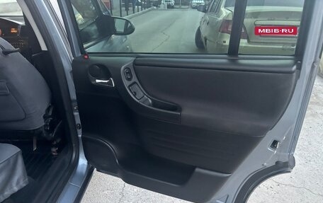 Opel Zafira A рестайлинг, 2004 год, 460 000 рублей, 17 фотография