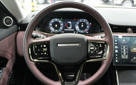 Land Rover Range Rover Evoque II, 2025 год, 6 490 000 рублей, 15 фотография