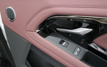 Land Rover Range Rover Evoque II, 2025 год, 6 490 000 рублей, 32 фотография