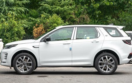 Land Rover Discovery Sport I рестайлинг, 2025 год, 5 649 000 рублей, 2 фотография