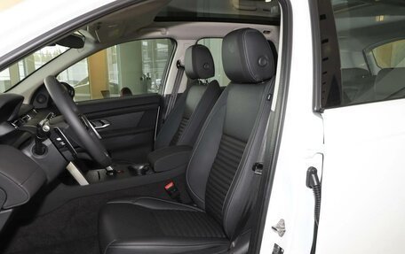 Land Rover Discovery Sport I рестайлинг, 2025 год, 5 649 000 рублей, 10 фотография