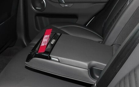 Land Rover Discovery Sport I рестайлинг, 2025 год, 5 649 000 рублей, 12 фотография