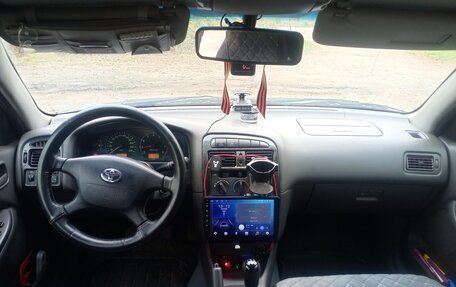 Toyota Avensis III рестайлинг, 1999 год, 420 000 рублей, 5 фотография