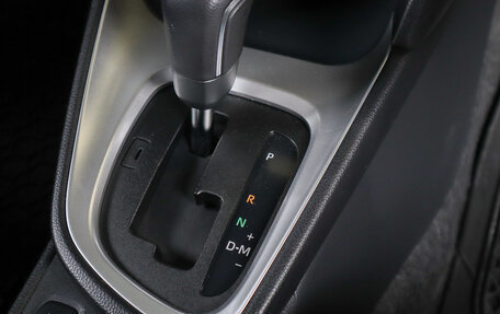 Toyota Yaris Cross, 2020 год, 2 499 000 рублей, 13 фотография