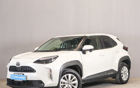Toyota Yaris Cross, 2020 год, 2 499 000 рублей, 3 фотография