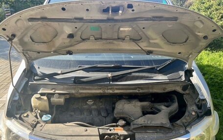 Nissan Serena III, 2005 год, 999 999 рублей, 15 фотография