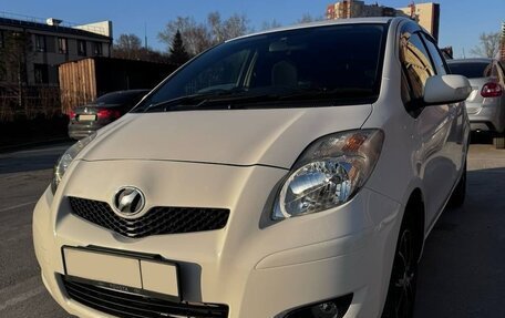 Toyota Vitz, 2009 год, 735 000 рублей, 1 фотография