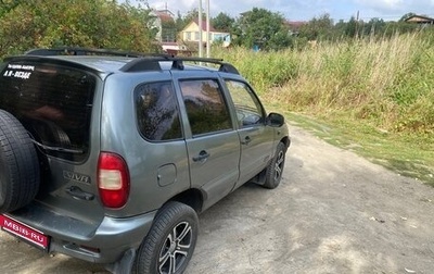 Chevrolet Niva I рестайлинг, 2004 год, 330 000 рублей, 1 фотография