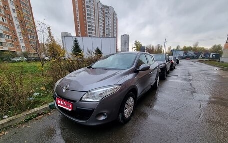Renault Megane III, 2011 год, 700 000 рублей, 1 фотография