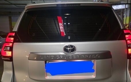 Toyota Land Cruiser Prado 150 рестайлинг 2, 2022 год, 5 850 000 рублей, 2 фотография