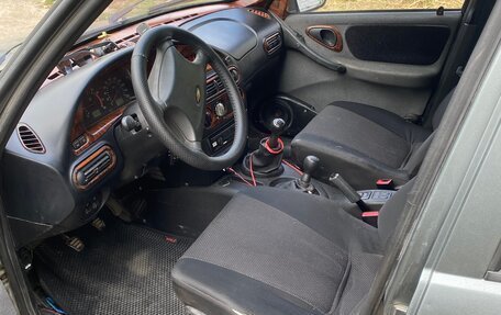 Chevrolet Niva I рестайлинг, 2004 год, 330 000 рублей, 3 фотография