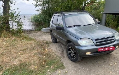 Chevrolet Niva I рестайлинг, 2004 год, 330 000 рублей, 16 фотография