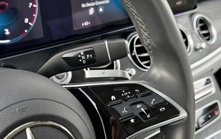 Mercedes-Benz E-Класс, 2022 год, 3 615 000 рублей, 33 фотография