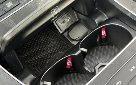 Mercedes-Benz E-Класс, 2022 год, 3 615 000 рублей, 39 фотография