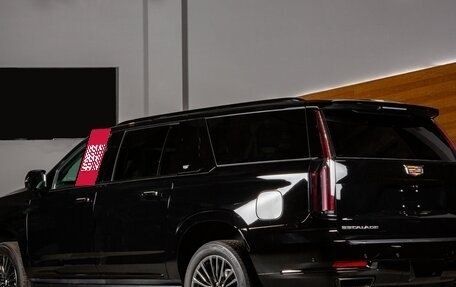 Cadillac Escalade V, 2025 год, 21 598 000 рублей, 2 фотография