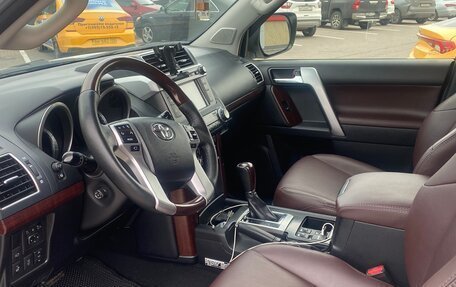 Toyota Land Cruiser Prado 150 рестайлинг 2, 2016 год, 6 фотография