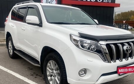 Toyota Land Cruiser Prado 150 рестайлинг 2, 2016 год, 28 фотография