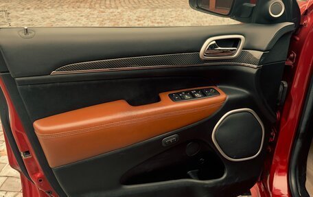 Jeep Grand Cherokee, 2013 год, 3 890 000 рублей, 20 фотография