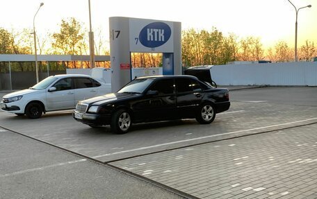 Mercedes-Benz C-Класс, 1994 год, 185 000 рублей, 3 фотография