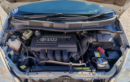 Toyota Opa I рестайлинг, 2005 год, 705 000 рублей, 2 фотография