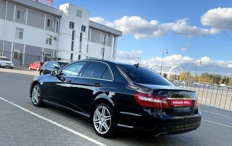 Mercedes-Benz E-Класс, 2012 год, 1 400 000 рублей, 6 фотография