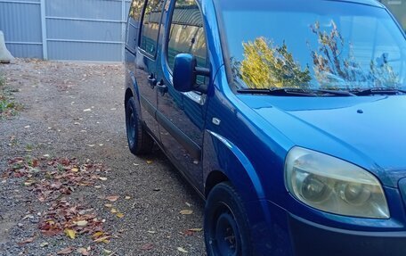 Fiat Doblo I, 2011 год, 700 000 рублей, 6 фотография