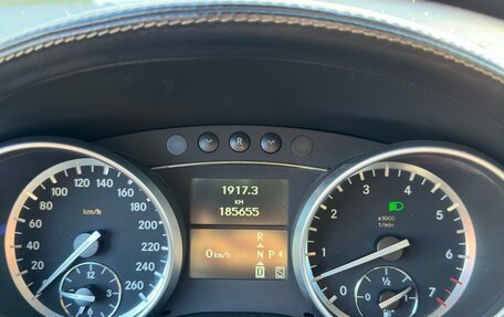 Mercedes-Benz GL-Класс, 2011 год, 2 200 000 рублей, 17 фотография