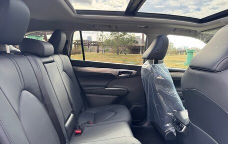 Toyota Highlander, 2025 год, 5 499 000 рублей, 30 фотография