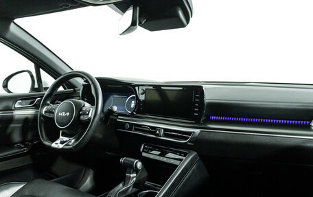 KIA K5, 2022 год, 3 200 000 рублей, 9 фотография