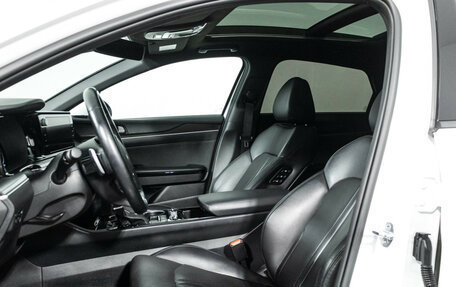 KIA K5, 2022 год, 3 200 000 рублей, 21 фотография